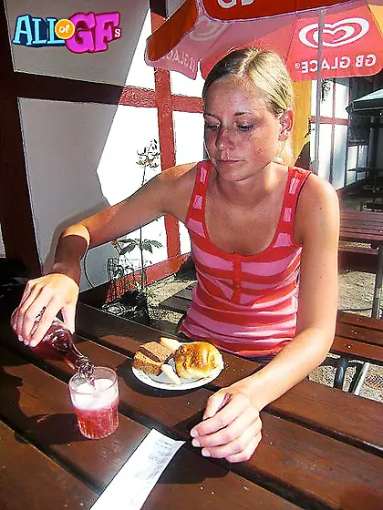 Hairy girlfriend blowjob was