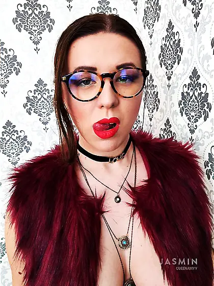 Big tits teen green eyes girl