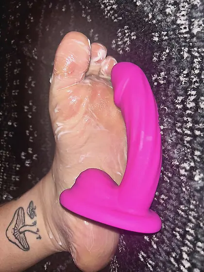 ex was demanding payment from foot faggot