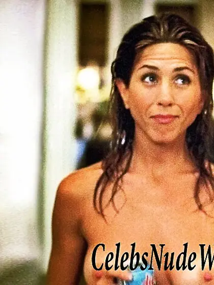 Jennifer Aniston Topless photo