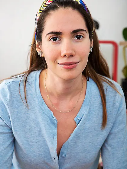 Paola G is fingering and prepping for a real orgasm finally