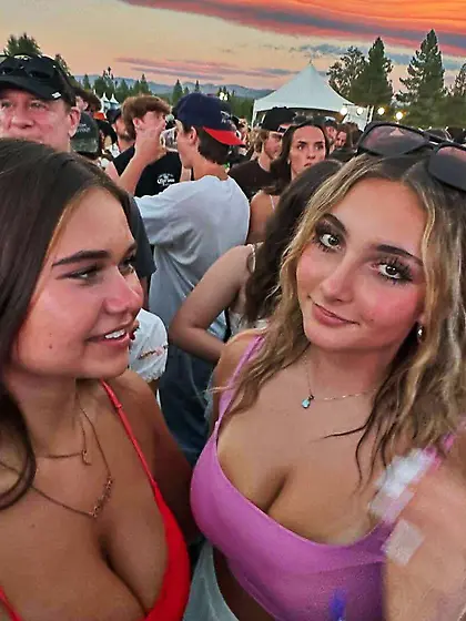 Chloe Johnson Busty Cute Teen NN Nonnude