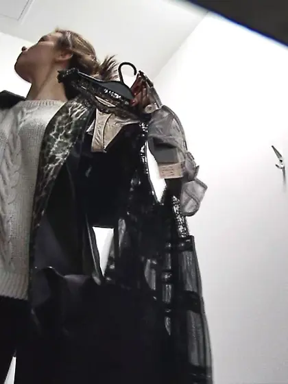 Sweet small-tit beauty sexy