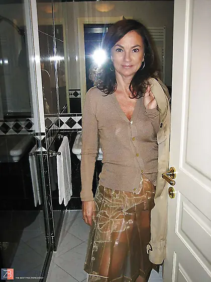 Ma Femme est une Salope 27 - Anna - By TROC