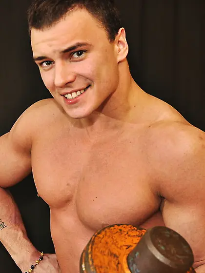 White man cuteandre oil