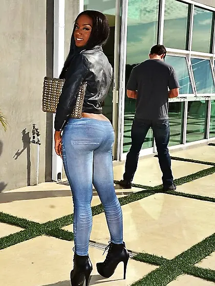 Only white guys can handle a black bitch with such an ass