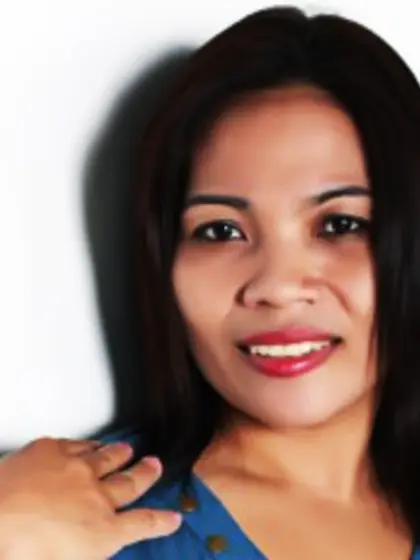 Brunette Maria Dancing.