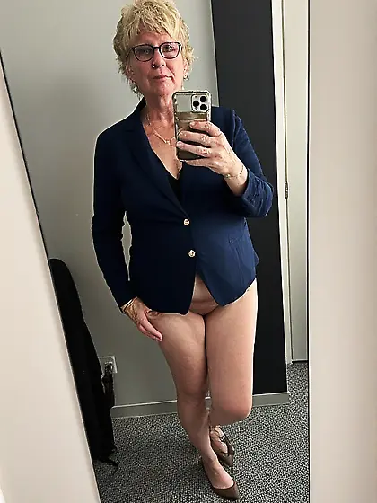 Older Ladies that sent me pictures