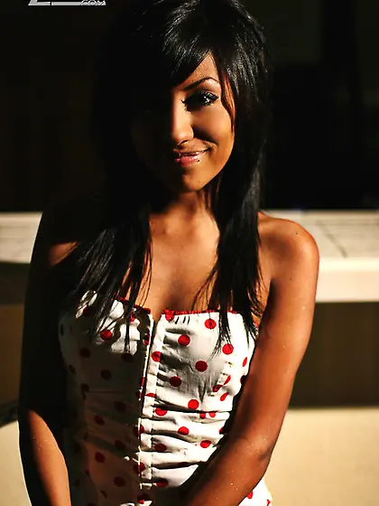 Jeanna Taliana strips down her shirt and jeans and shows her sha