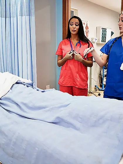 Beautiful nurses Sofi Ryan and Riley Reyes make love at work