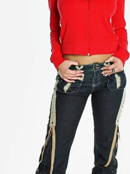 Spreading open pussy wide