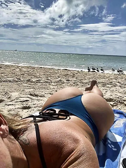 MILF Shaye once loved getting naked in public