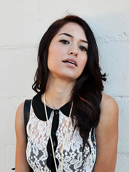 Bodacious brunette freshie tight