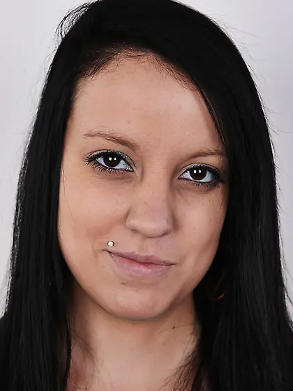 Sweet chick wearing leopard