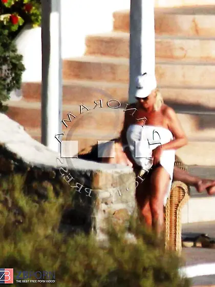 Greek mature babr roula koromhla