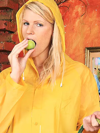 Fair haired girl Nela Bony dressed in yellow strips naked and di