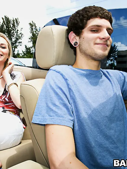 It's time for a perfect outdoors sex session with this pret