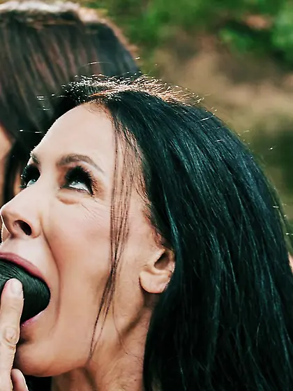 Shay Sights,  Sophia Locke,  Reagan Foxx and Lexi Luna get their m