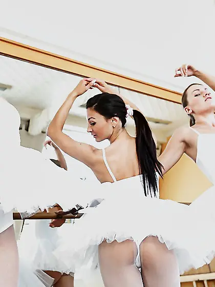 Tiny tits lesbian ballerina threesome