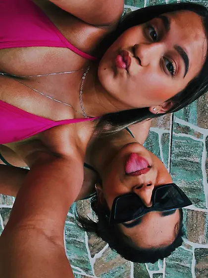 Bikini girls social media