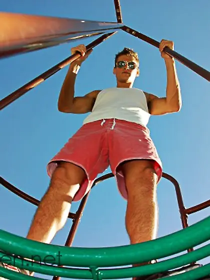 Steaming hot and wet side of a dazzling guy