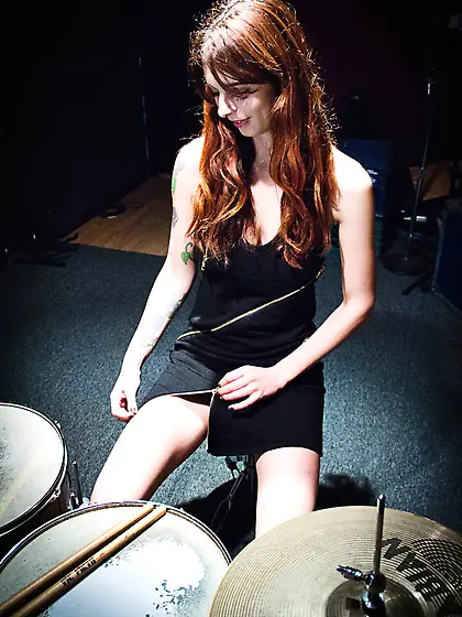 Azura Starr is looking hot as hell in her black dress today.