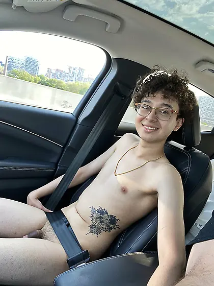 Please,  give me a ride 119 Boy