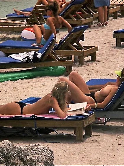 Susan Sarandon - "Sweet Hearts Dance" (1988)