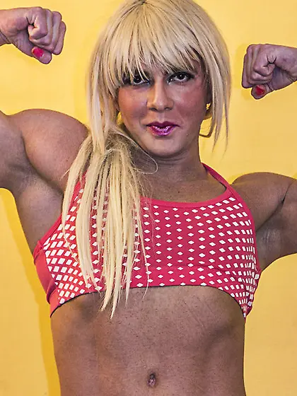 White transgender alicemuscle dildo