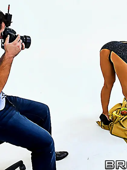 Naughty blonde busty model Amber Lynn needs to have hardcore sex