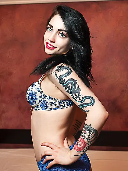 Teen beautiful tits black