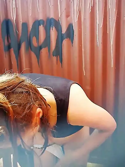 Cute Teen Changes Her Bikini