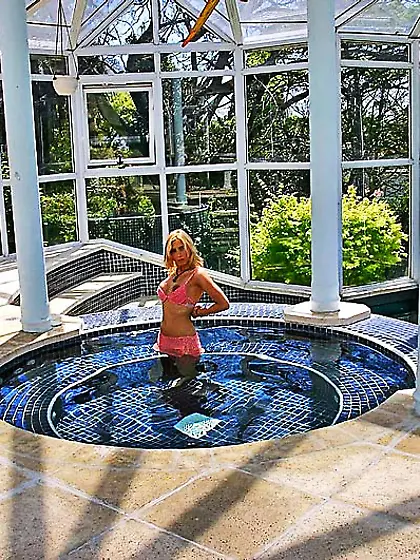 Hot tranny gets fucked in the pool