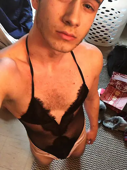 Sissy exposed! His snap is vdawgydawg24