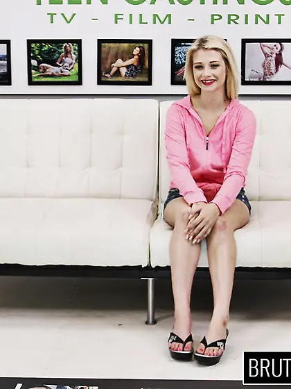 Cute extreme facial abuse