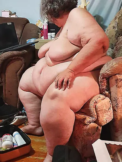 more supersize fat fuck pig me