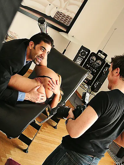 Raunchy threesome fuck with blonde Tira double fucked in the off