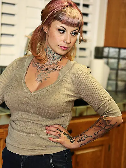 Hotties with vast boobs Kelly Madison and Natasha Vega lick each