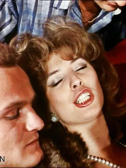 Splendid Retro Stunner - Carmen Chevalie