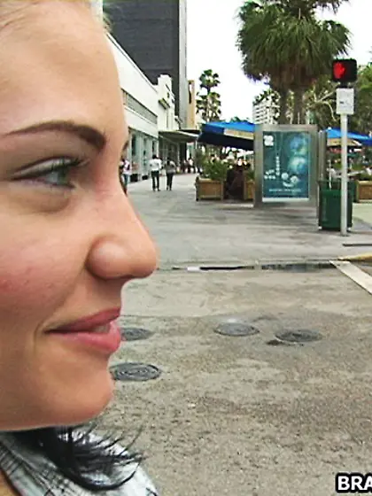 Brandi likes give head