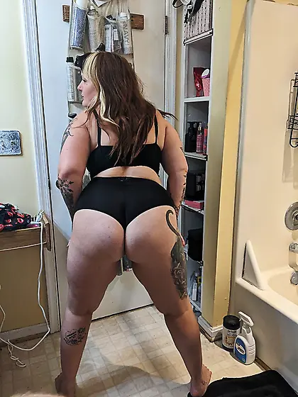 G’ana the fat dirty whore