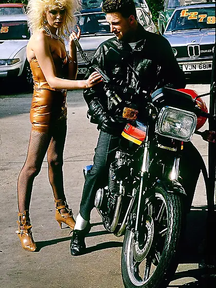 Steaming hot babe body