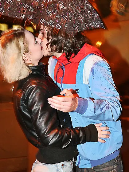 Sheyla has a boyfriend.