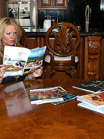 Bosomy pornstar Holly Halston screams from pleasure under the at