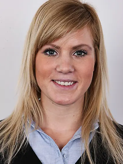 Bootylicious blonde chick tattoo