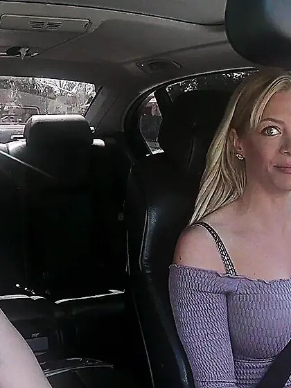 Two blonde chicks love pussy-licking