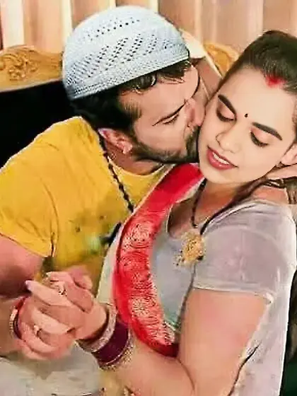 Sanskari Hindu Girls & Women With Muslim