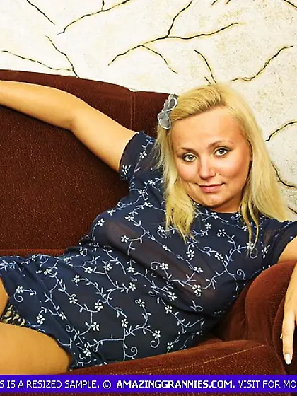 Blonde granny teases steaming