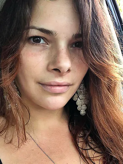 Breanna gets naked and masturbates on the GGW bus