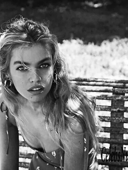 Stella Maxwell Topless